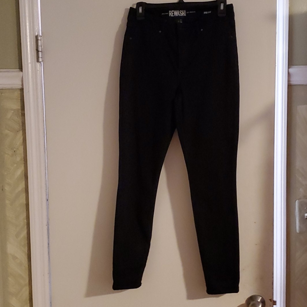 Black mid rise skinny jeans size 9 juniors